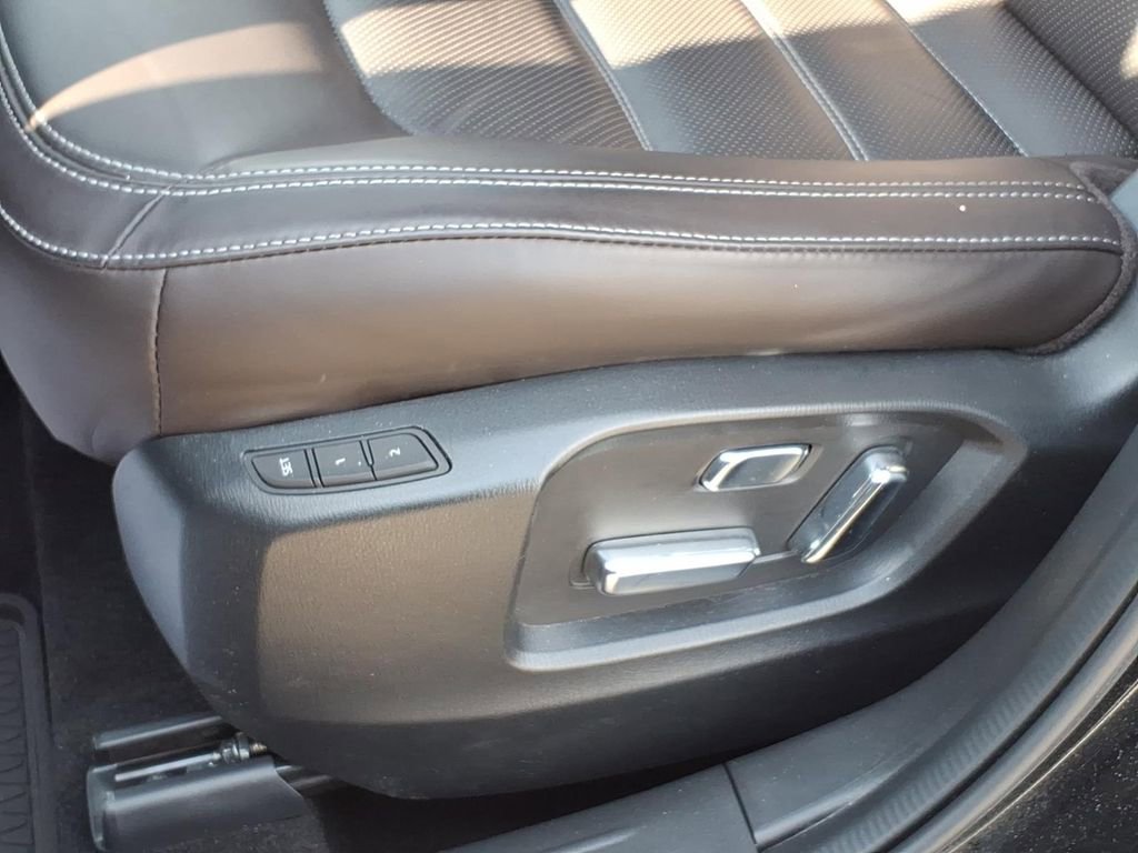 Certified 2025 MAZDA CX-5 Signature image 12