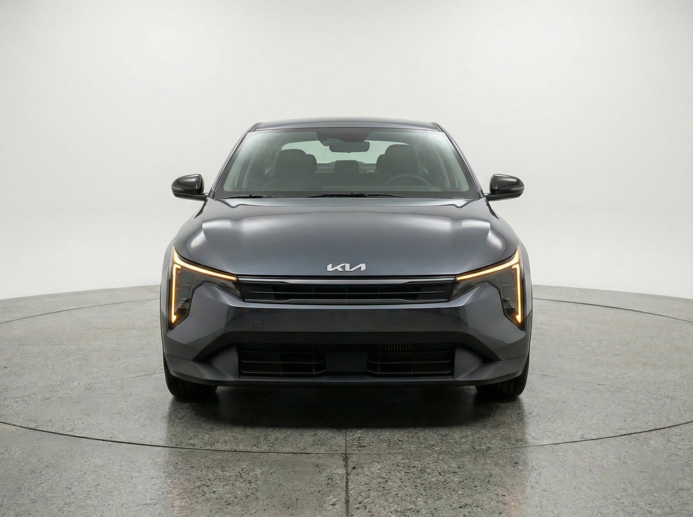 Used 2025 Kia K4 LXS image 2