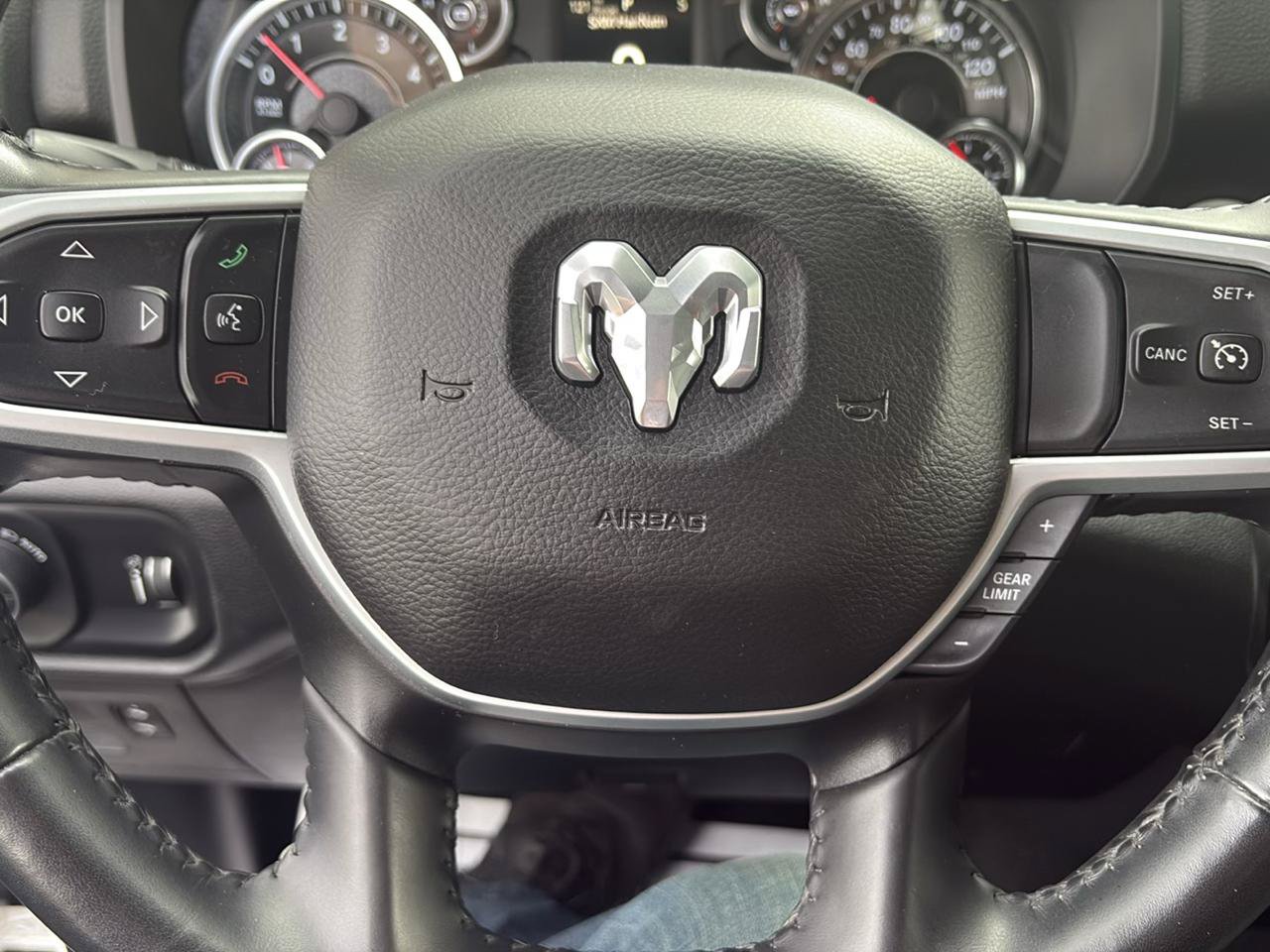 Used 2020 RAM 1500 Big Horn AWD/4WD image 21