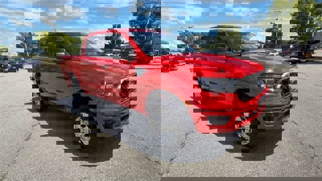 Used 2022 Ford Ranger XLT image 2