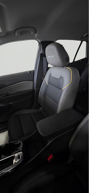 New 2026 Chevrolet Trax ACTIV w/ Driver Confidence Package image 24