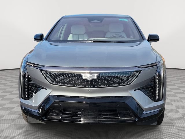 New 2026 Cadillac Optiq Sport 2 w/ LPO, Floor Liner Package AWD/4WD image 2