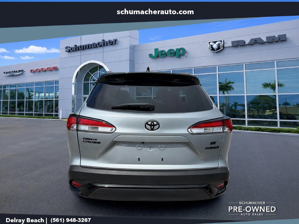 Used 2024 Toyota Corolla Cross AWD Hybrid w/ Moonroof Package image 6