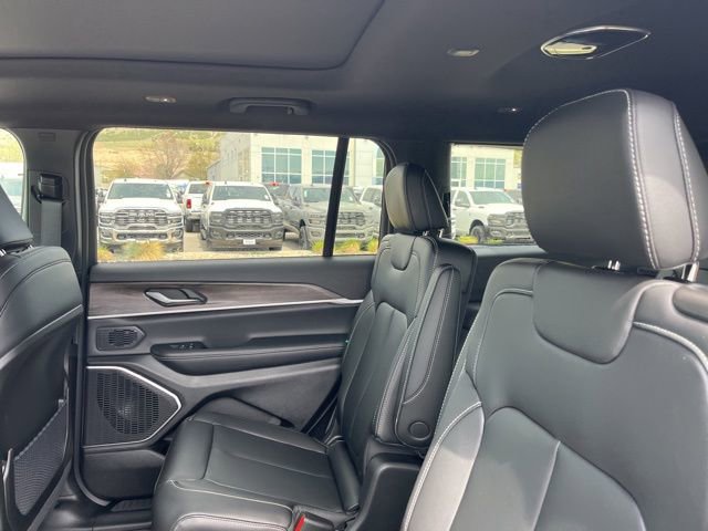 New 2026 Jeep Grand Cherokee L Limited image 17