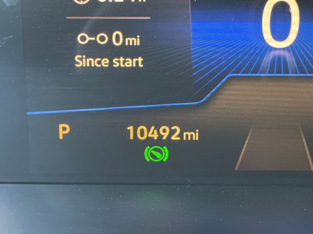 Used 2024 Volkswagen Taos SE w/ Black Wheel Package image 24