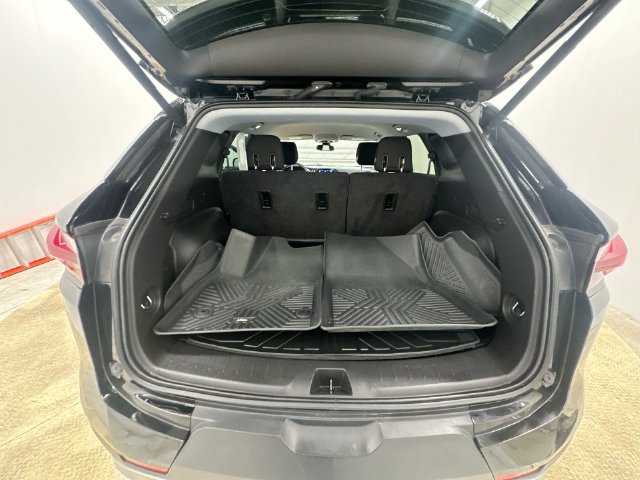 Used 2021 Chevrolet Blazer LT FWD image 27