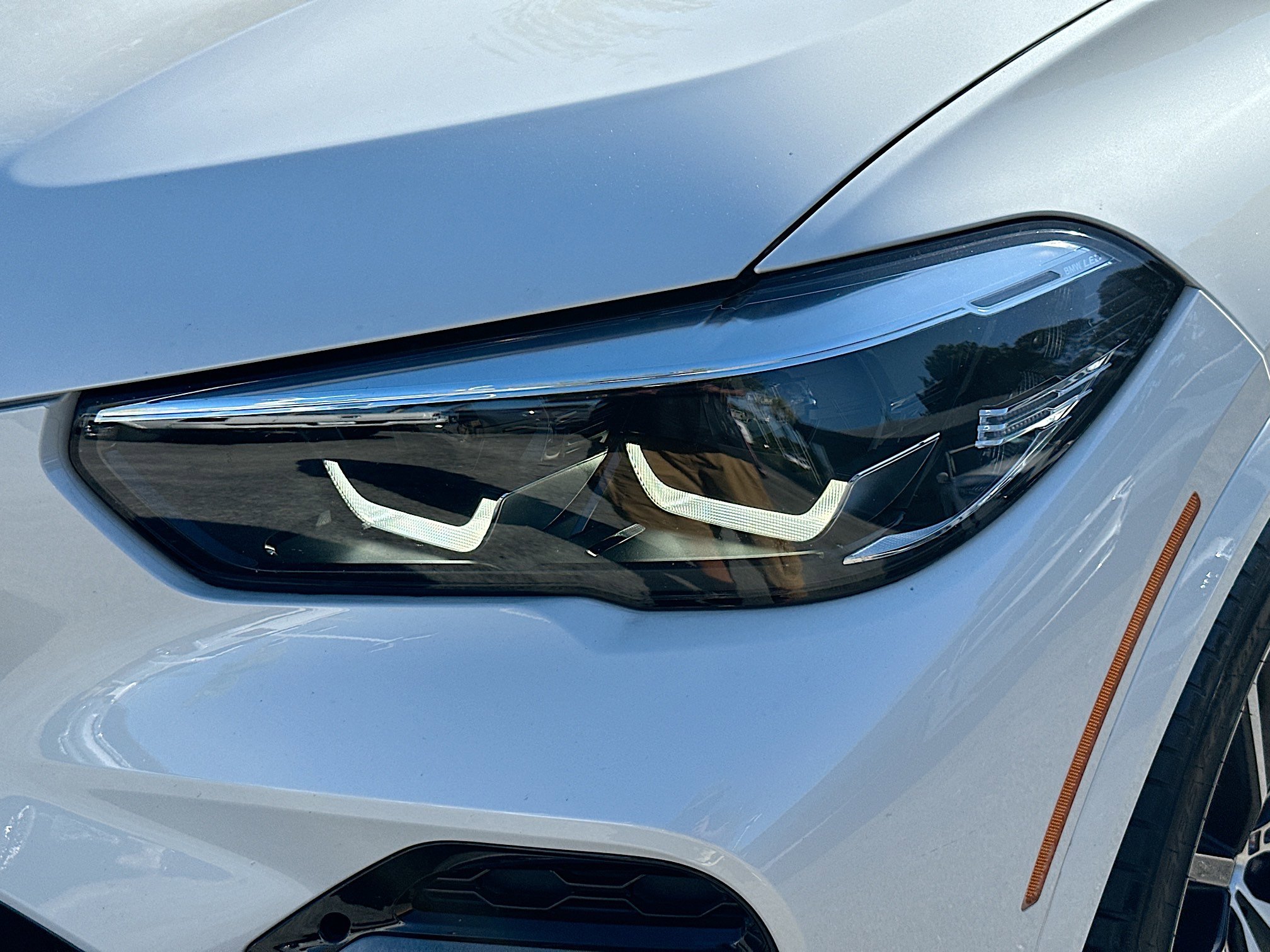 Used 2022 BMW X5 M50i image 32