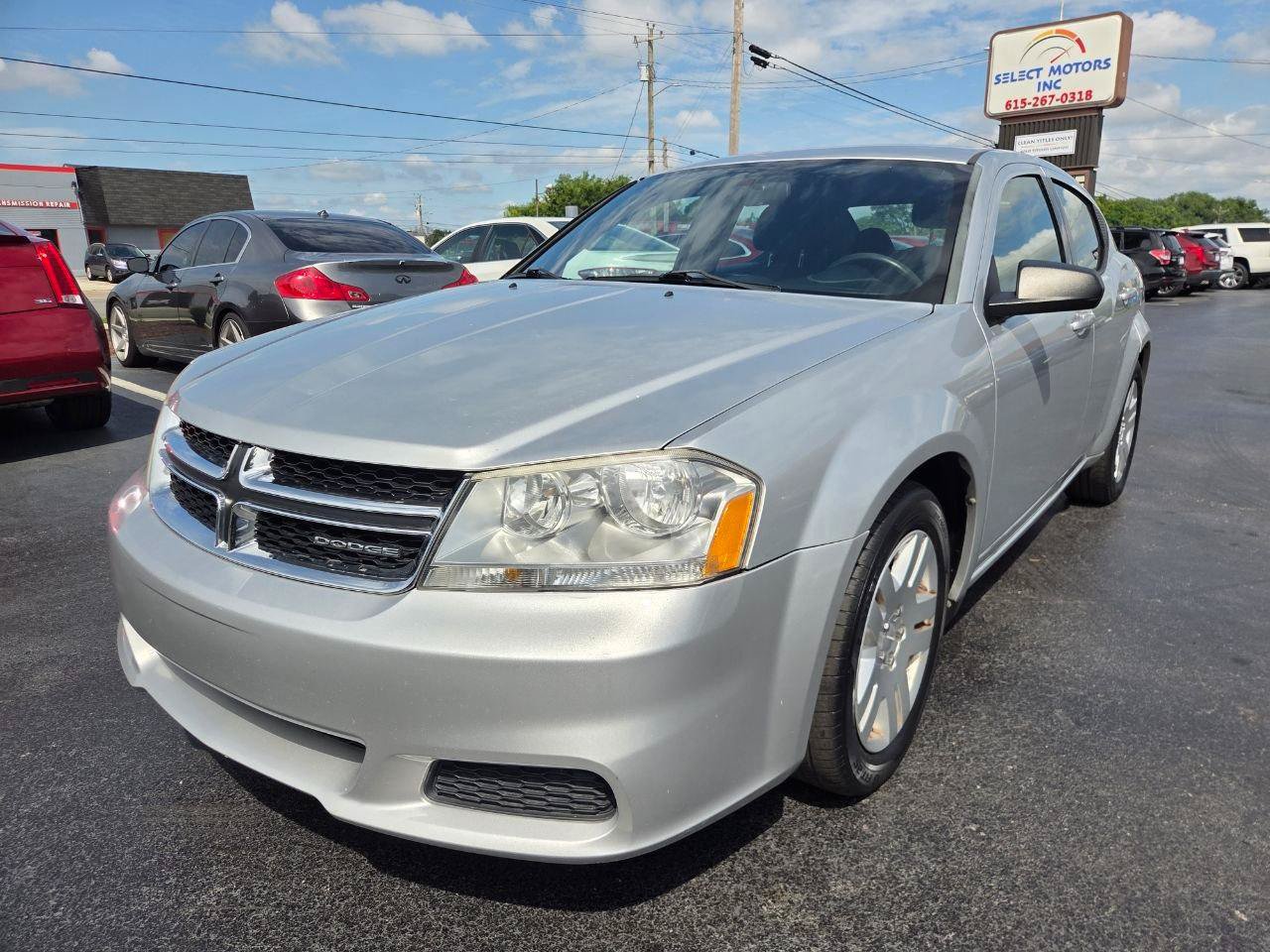 Used 2012 Dodge Avenger SE FWD image 2