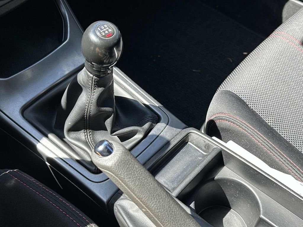 Used 2013 Subaru Impreza WRX Hatchback AWD/4WD image 32
