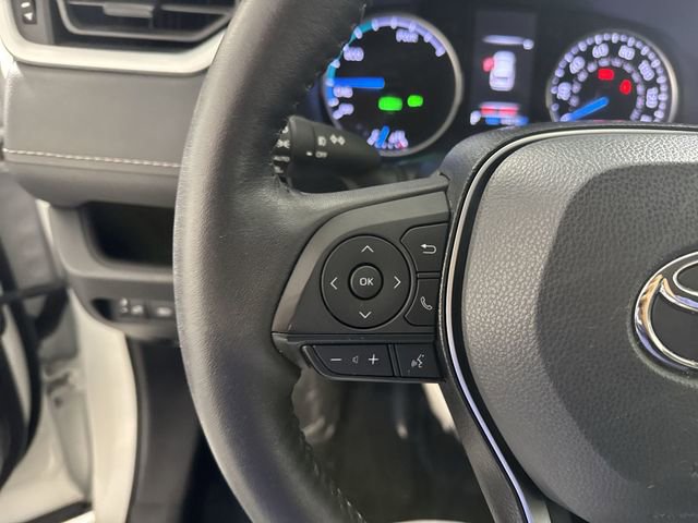 Used 2021 Toyota RAV4 XLE image 12