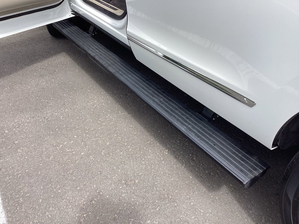 Used 2021 Lincoln Navigator L Reserve image 7