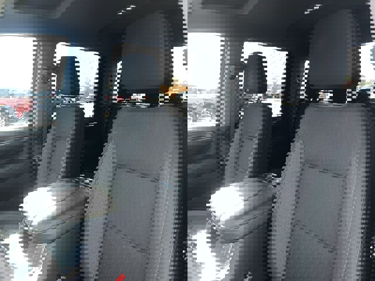 Used 2024 Chevrolet Silverado 2500 LT w/ Convenience Package image 13