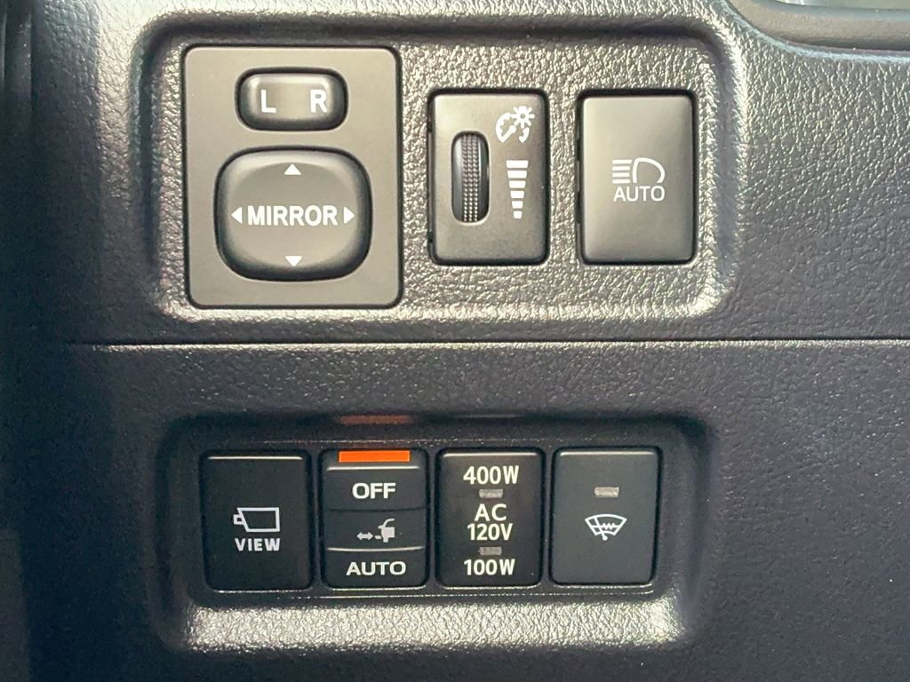 Used 2023 Toyota 4Runner Limited image 25