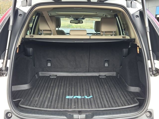 Used 2020 Honda CR-V Touring image 18