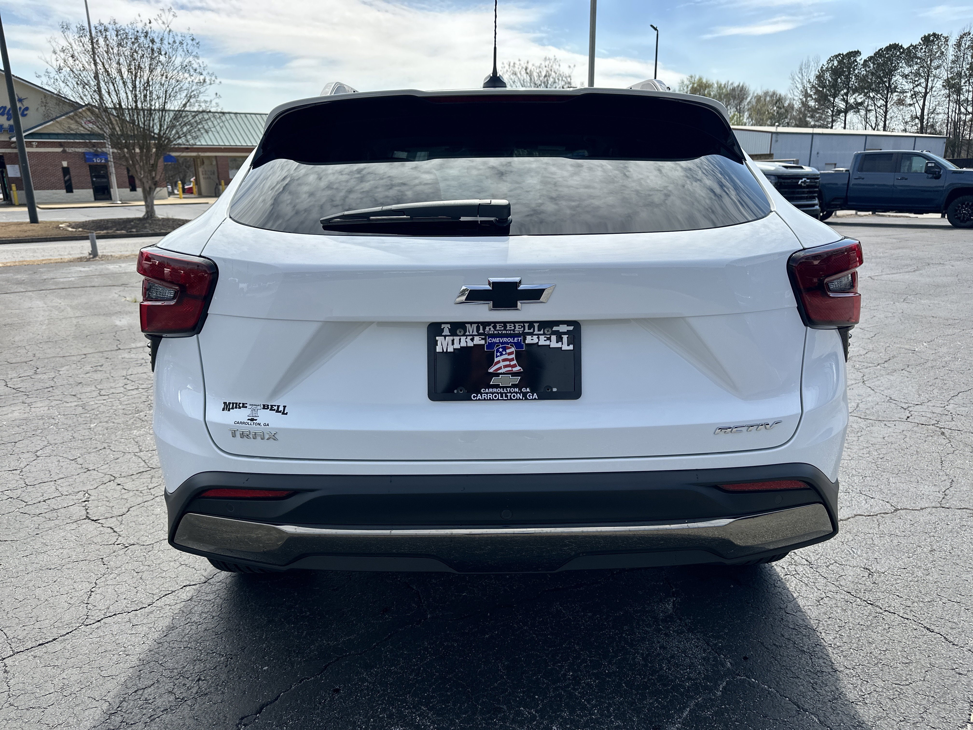 New 2026 Chevrolet Trax ACTIV w/ Sunroof Package FWD image 8