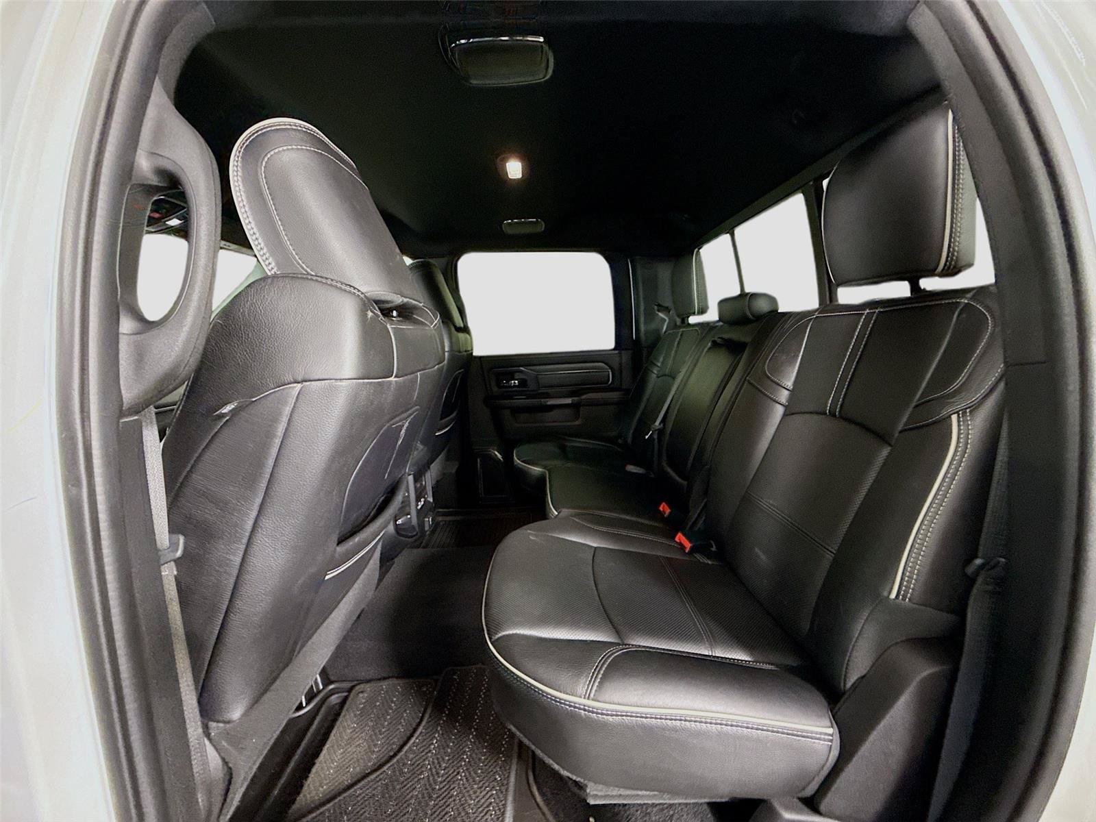 Used 2023 RAM 3500 Limited AWD/4WD image 17