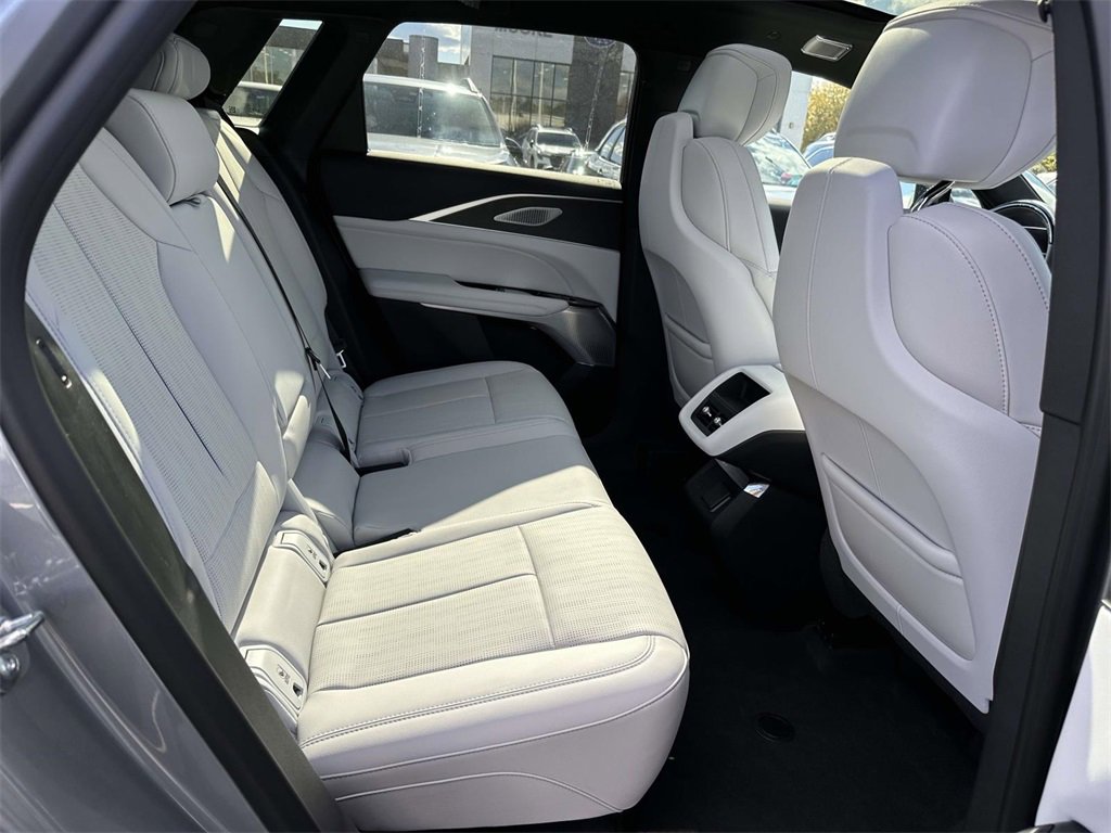 New 2026 Cadillac Lyriq Premium Sport image 11