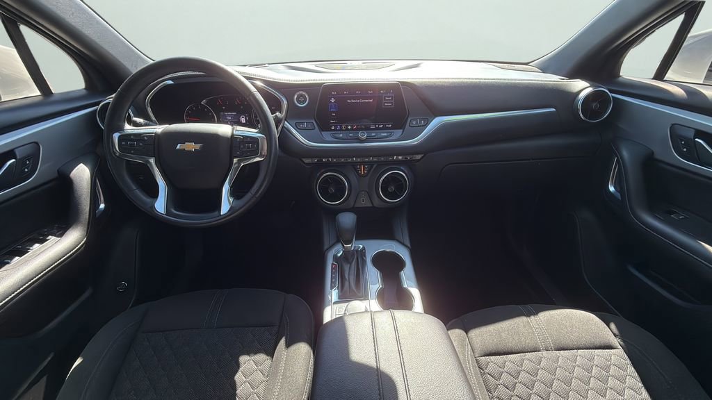 Used 2022 Chevrolet Blazer LT FWD image 17