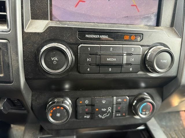 Used 2019 Ford F250 XLT w/ XLT Premium Package AWD/4WD image 18