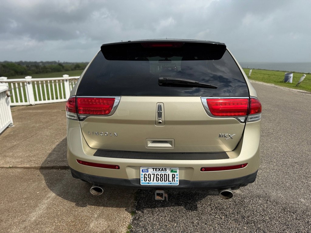 Used 2011 Lincoln MKX 2WD w/ 102A Rapid Spec Order Code image 6