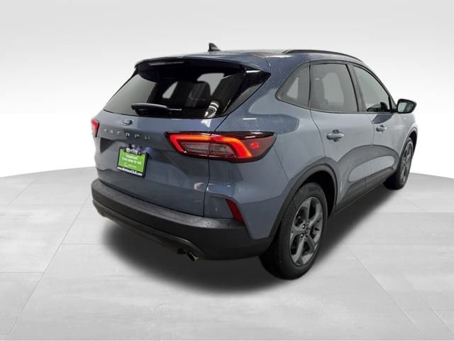 Used 2025 Ford Escape ST-Line image 7