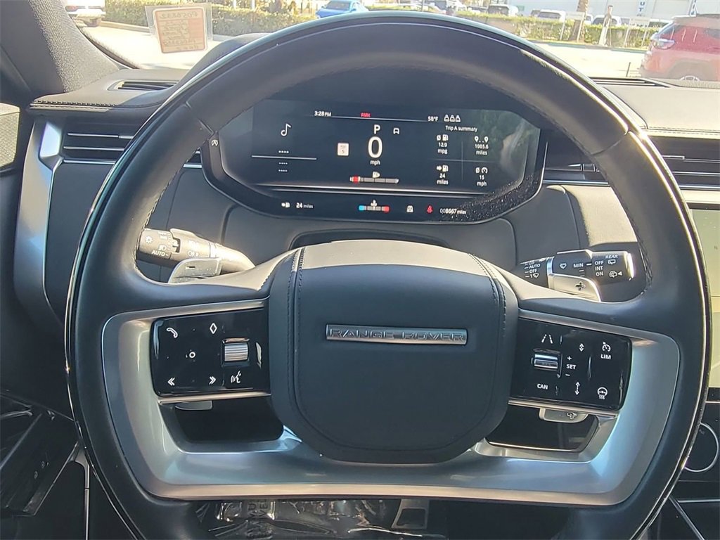 Used 2023 Land Rover Range Rover SE image 29