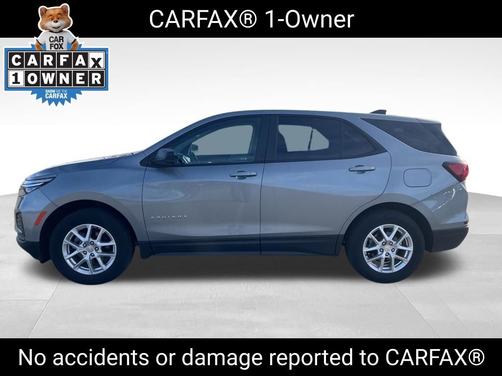 Used 2023 Chevrolet Equinox LS w/ LS Convenience Package image 4