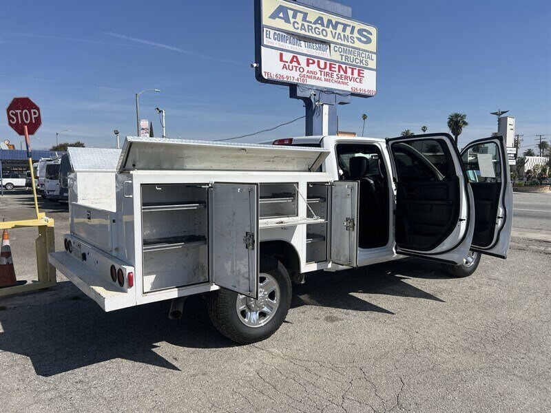 Used 2022 RAM 2500 Tradesman w/ Chrome Appearance Group AWD/4WD image 10