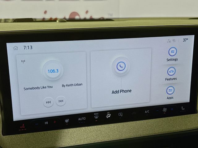 New 2026 Ford Maverick XLT w/ XLT Luxury Package image 15