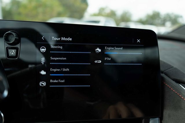 Used 2023 Chevrolet Corvette Stingray Premium Cpe w/ Z51 Performance Package image 28