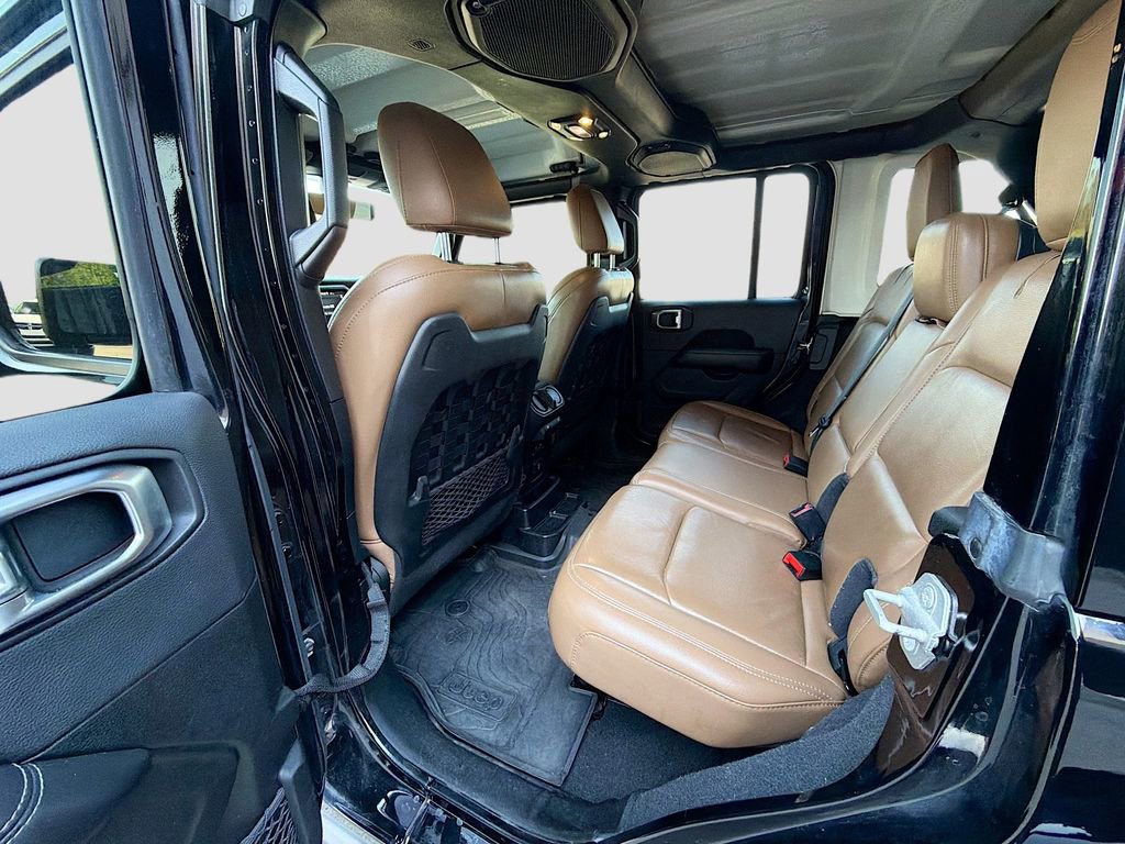 Used 2020 Jeep Wrangler Unlimited Rubicon w/ Dual Top Group image 22
