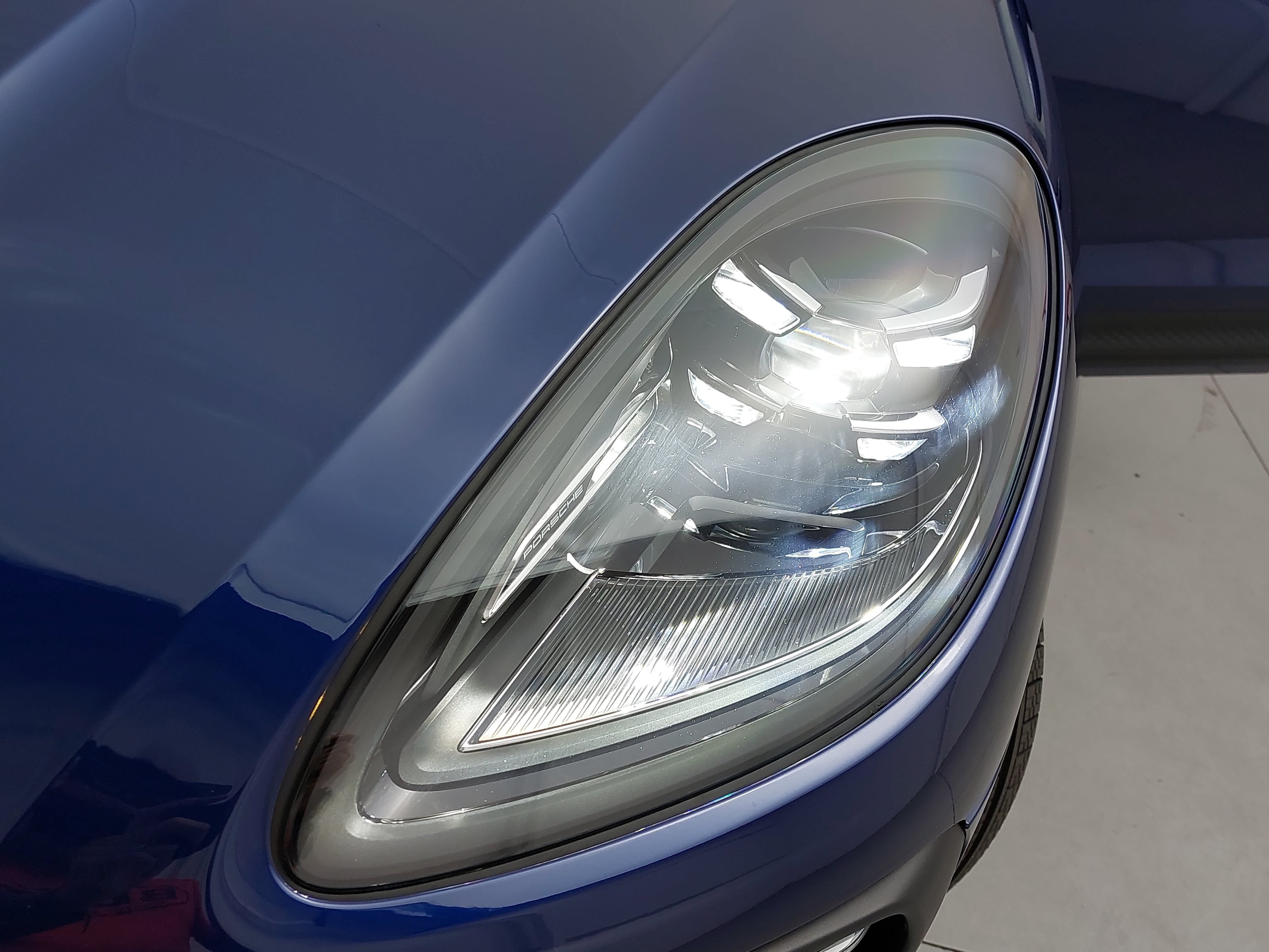 Certified 2026 Porsche Macan AWD/4WD image 34