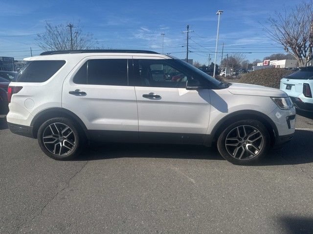 Used 2019 Ford Explorer Sport w/ Equipment Group 401A AWD/4WD image 5