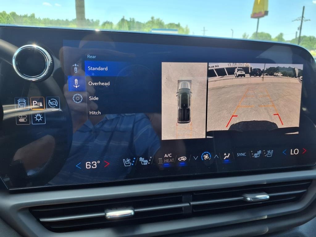 New 2025 Chevrolet Silverado EV LT image 51