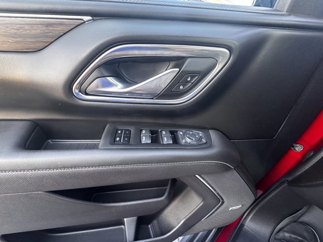 Used 2024 Chevrolet Suburban Premier w/ Premium Package image 16