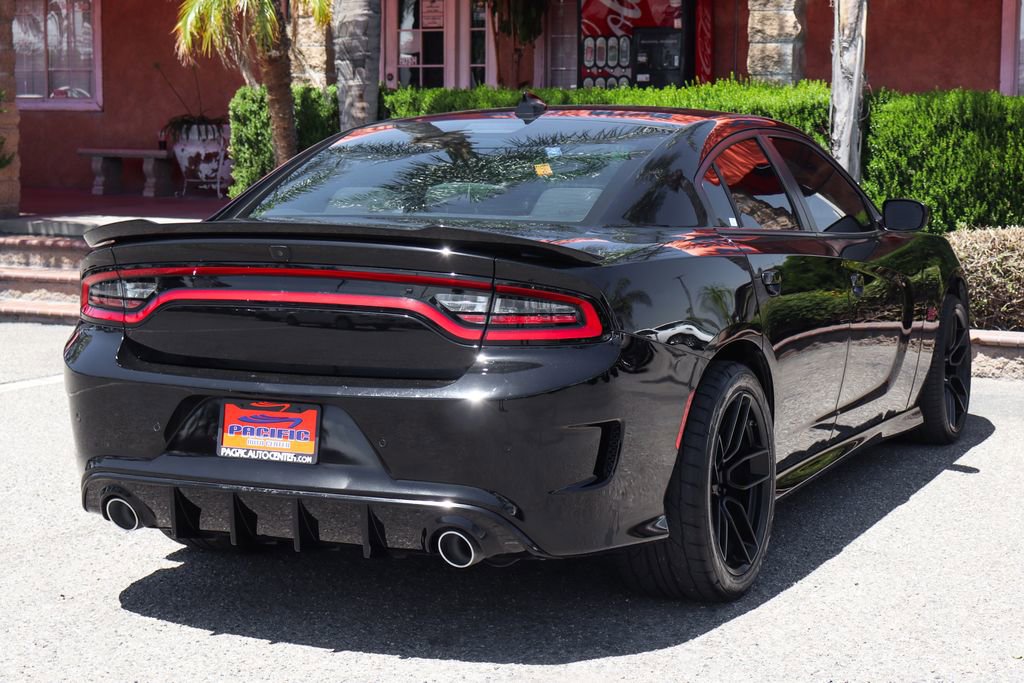 Used 2022 Dodge Charger R/T RWD image 9