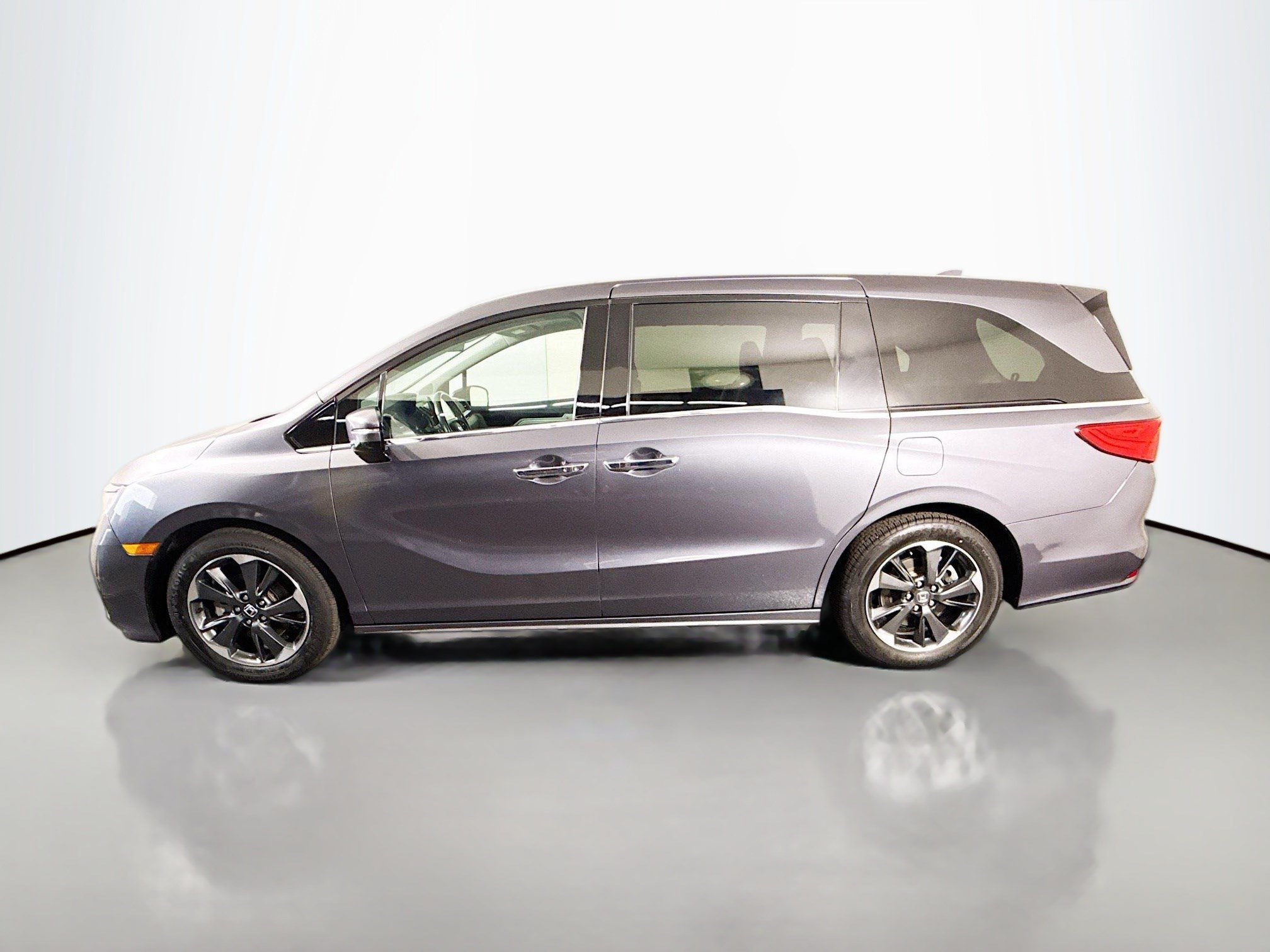 Used 2023 Honda Odyssey Elite image 6