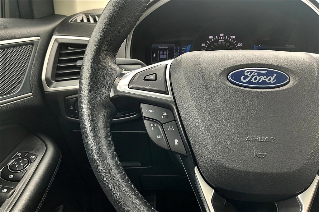 Used 2024 Ford Edge SEL image 18