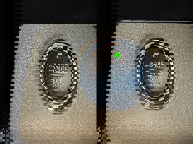 Used 2015 Ford F150 Lariat image 23