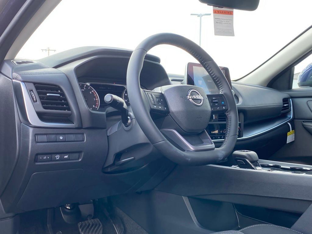 New 2026 Nissan Rogue SV image 10