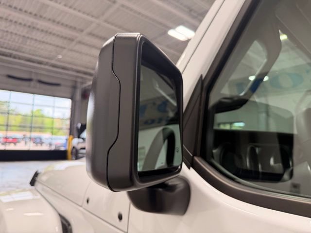 Used 2023 Jeep Gladiator Sport AWD/4WD image 17
