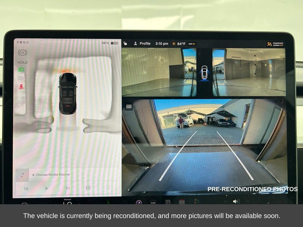 Used 2024 Tesla Model Y Performance image 18