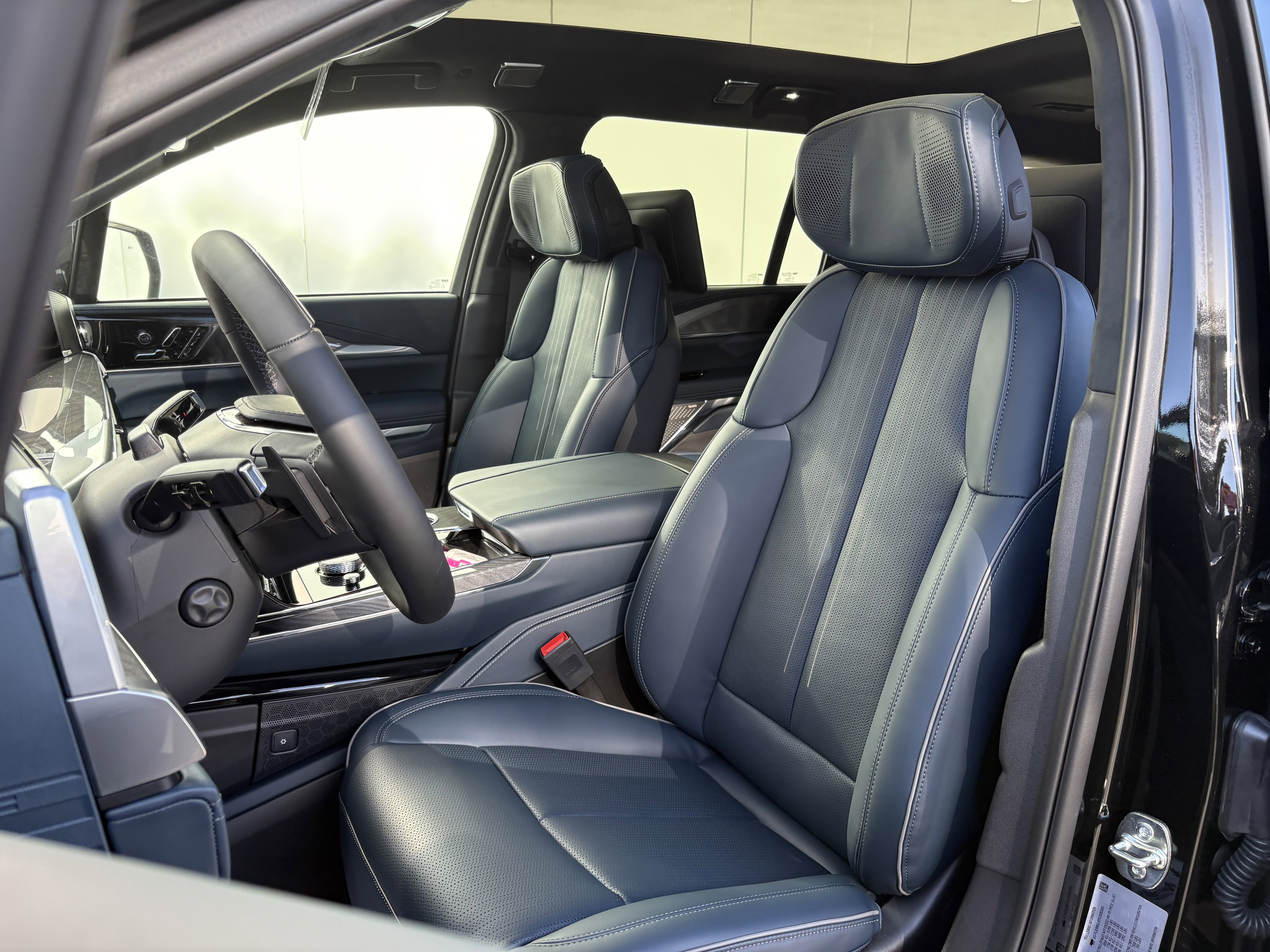 New 2026 Cadillac Escalade IQL Sport 2 image 13