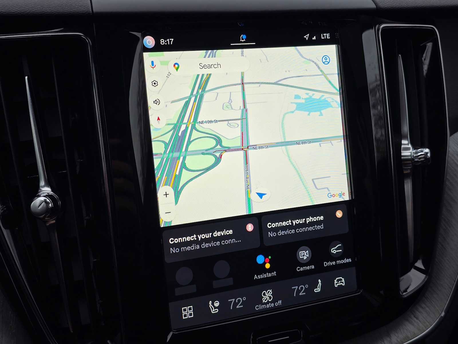 Certified 2025 Volvo XC60 B5 Plus image 29