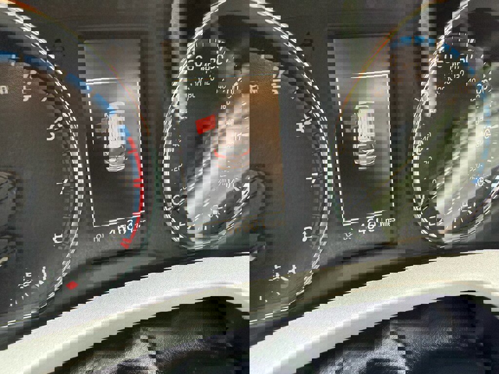 Used 2016 Toyota RAV4 Limited w/ Advanced Technology Package image 14