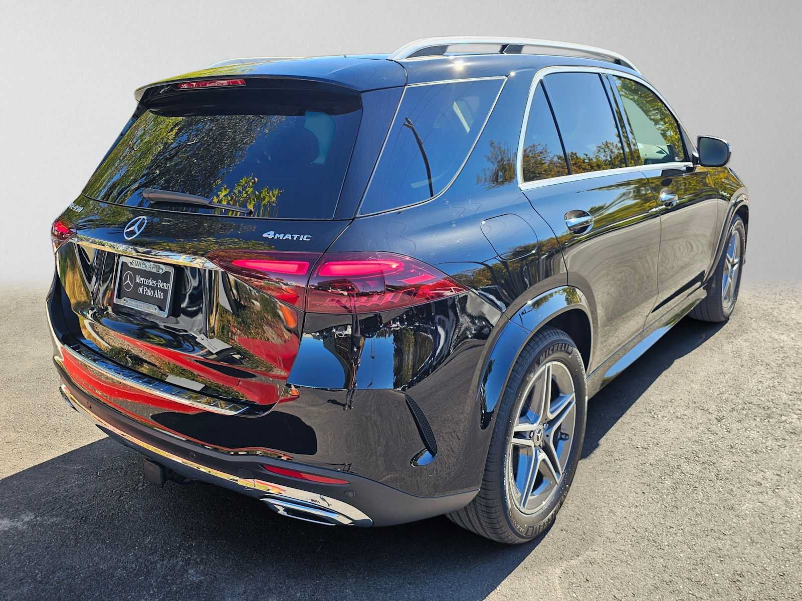 New 2026 Mercedes-Benz GLE 450 4MATIC image 3