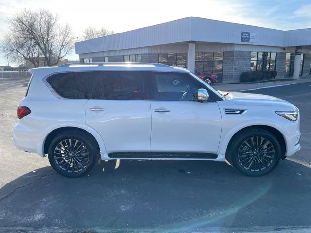 Used 2023 INFINITI QX80 Sensory w/ Cargo Package image 4