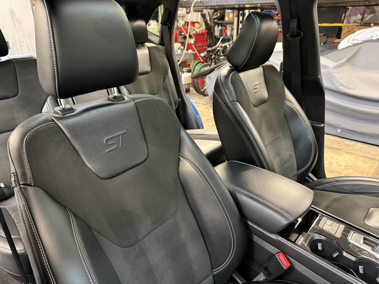 Used 2020 Ford Edge ST w/ Equipment Group 401A image 43