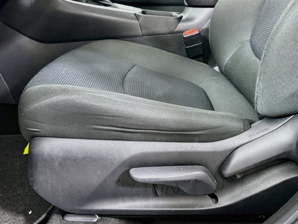Certified 2024 Toyota RAV4 LE AWD/4WD image 19