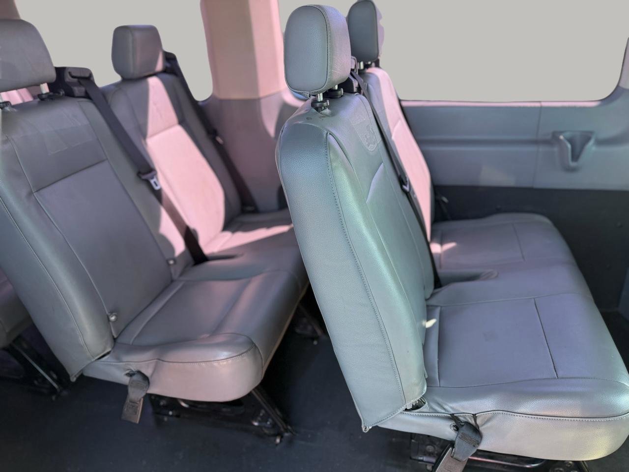 Used 2019 Ford Transit 350 XL image 27